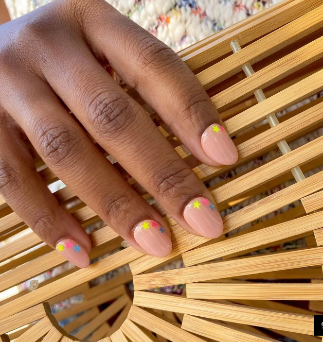 Trendy Elegant Nails Art For Summer